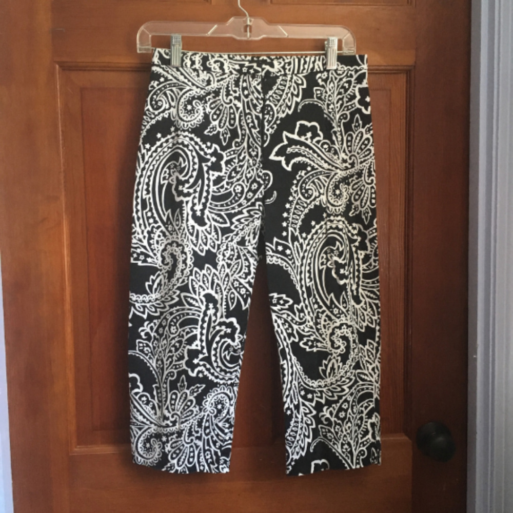 Vintage Blue Slim-fit Capri Paisley Pants